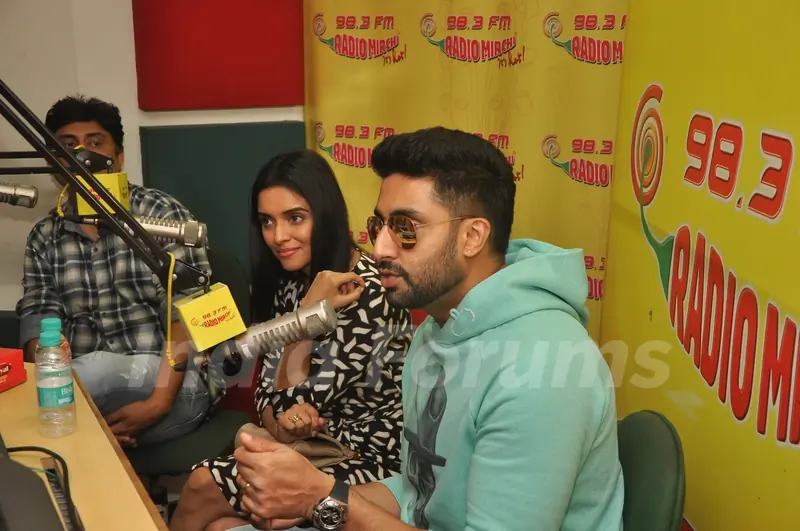 Abhishek Bachchan and Asin for Promotions of All is Well on Radio Mirchi