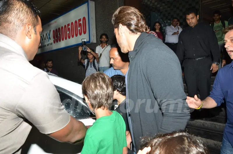 Hrithik Roshan Snapped With Kids