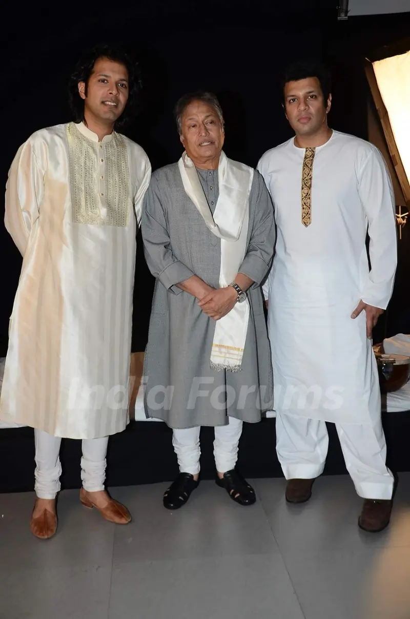 Amjad Ali Khan Shoots for Vande Mataram