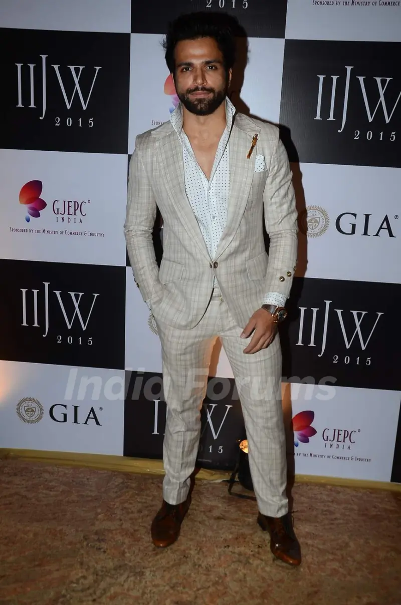Rithvik Dhanjani poses for the media at IIJW Day 3