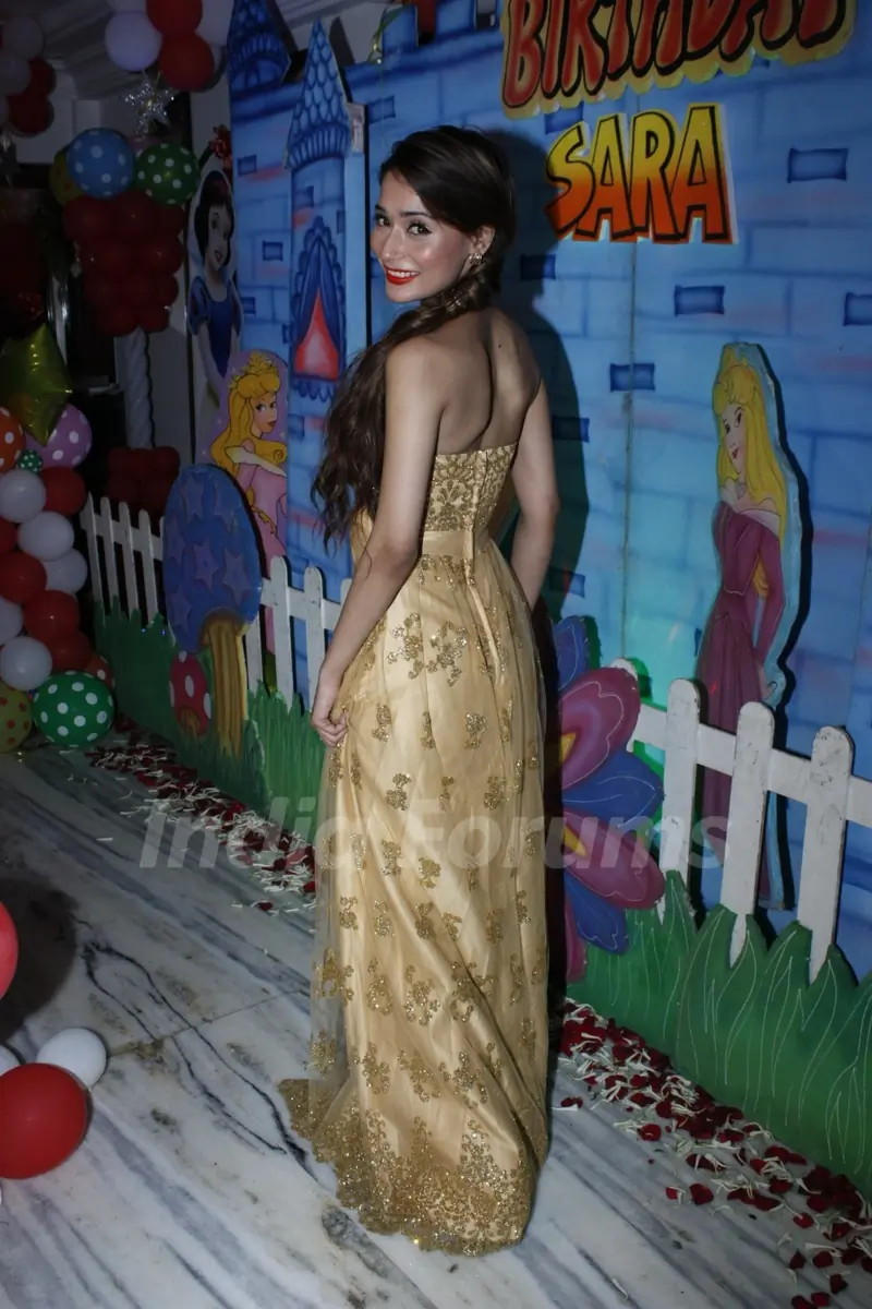 Sara Khan's Birthday Bash
