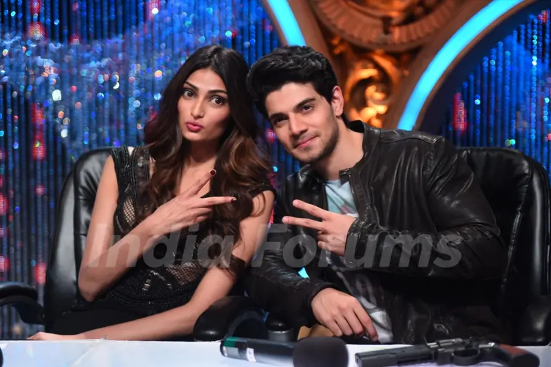 Sooraj Pancholi and Athiya Shetty for Promotions of Hero on Jhalak Dikhla Jaa 8