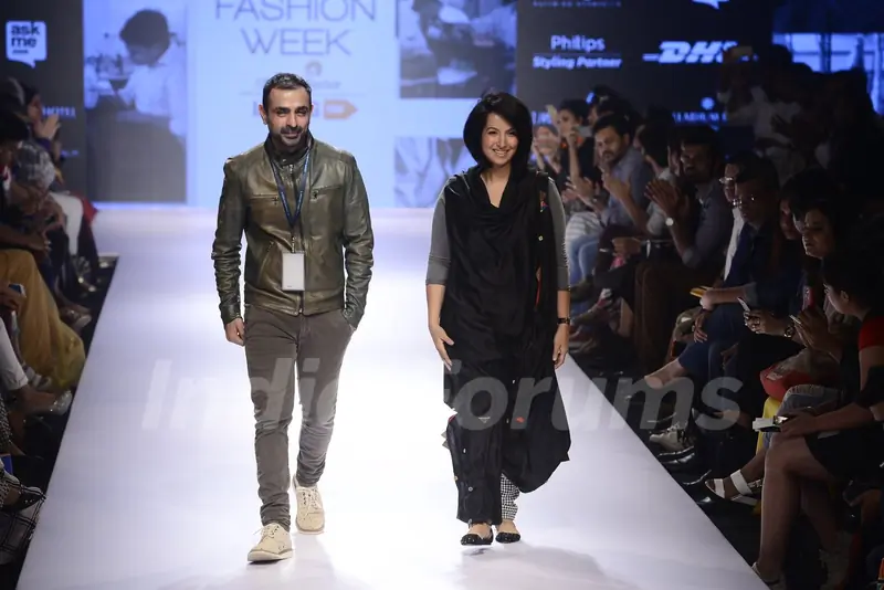 Mayank Anand and Shraddha Nigam at Lakme Fashion Week Day 5