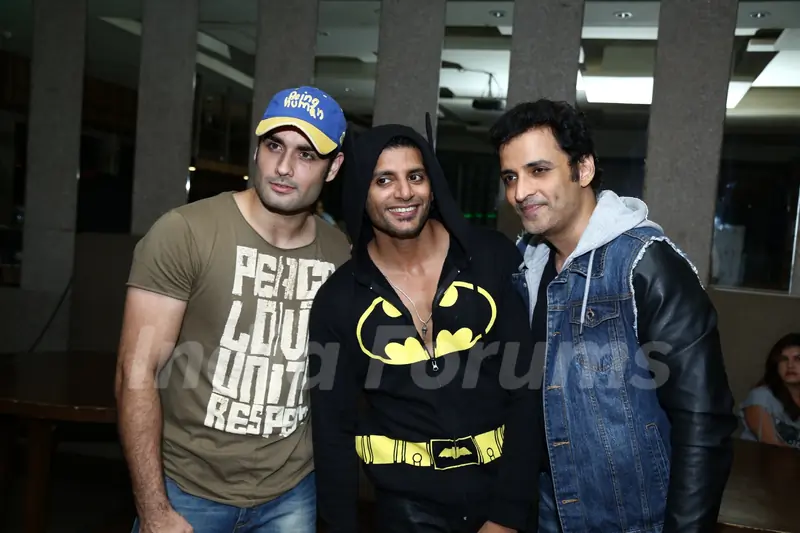 Karanvir Bohra poses with Vivian Dsena and Ganesh Hegde at his Birthday Bash