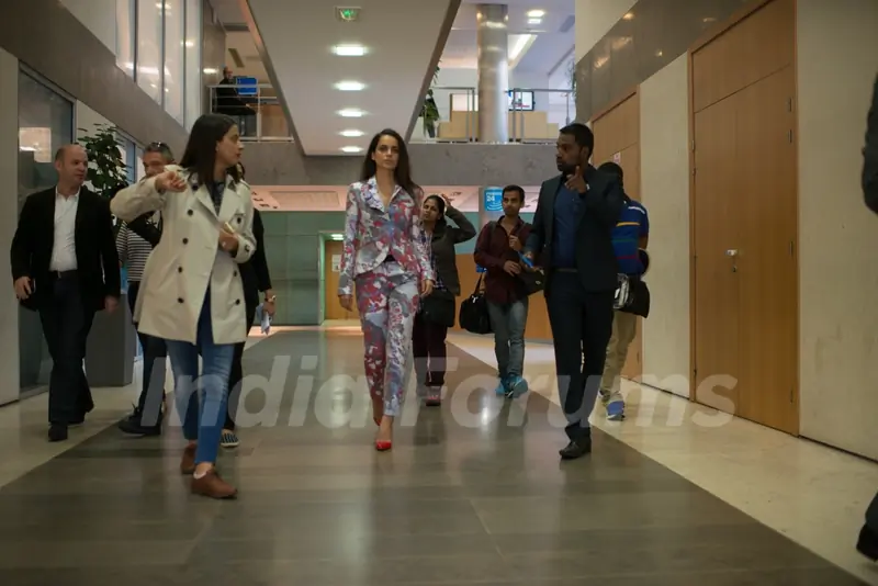 Kangana Ranaut Attends Premiere of Queen in Paris