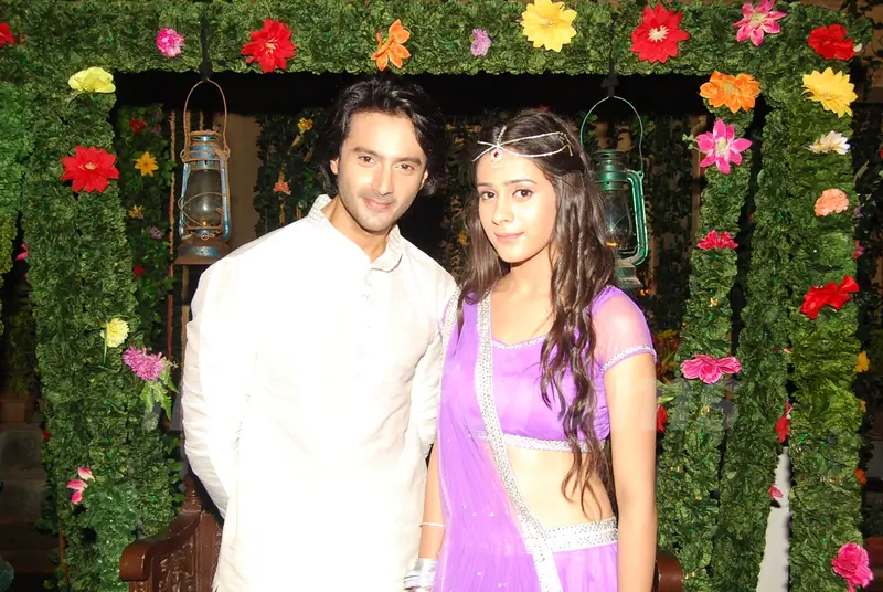 Hiba Nawab and Dhruv Bhandari on the Sets of Tere Sheher Mein