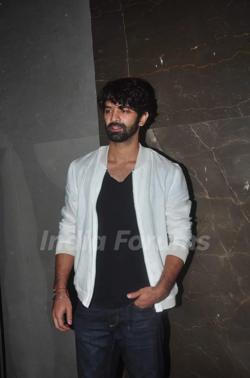 Barun Sobti at the Premiere of Meeruthiya Gangsters