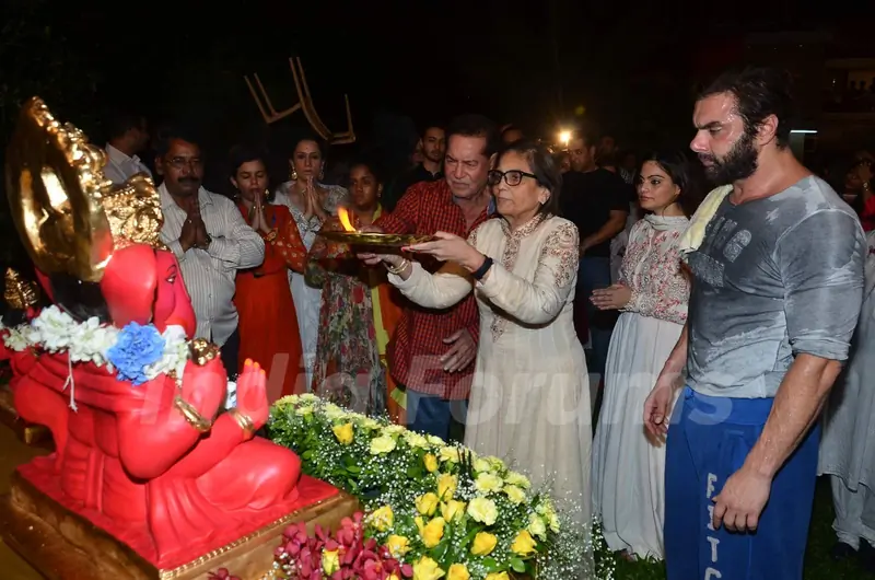 Salma Khan with Salim Khan During His Ganesh Visarjan Procession