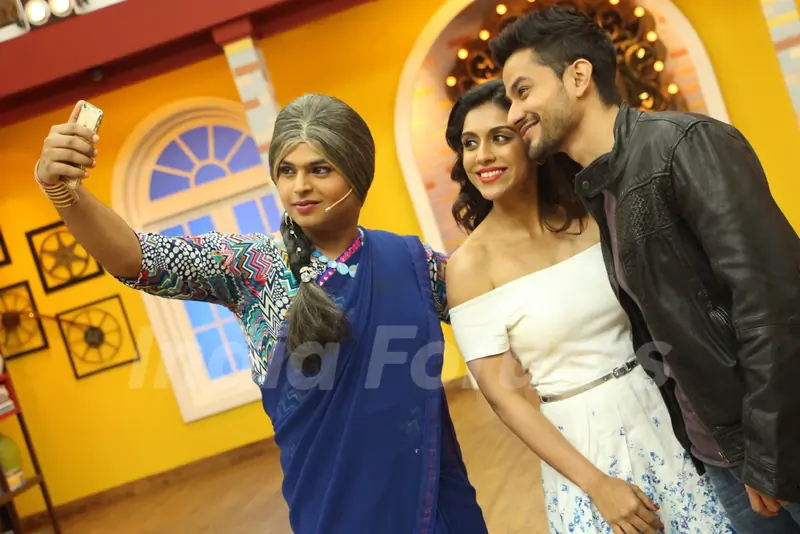 Zoa Morani and Kunal Khemu for Promotions of Bhaag Johnny on Comedy Classes