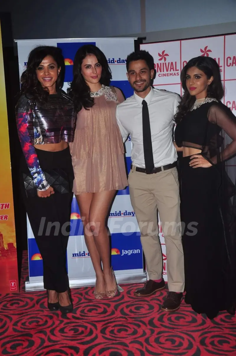 Manasi Scott, Mandana Karimi, Kunal Khemu and Zoa Morani at Premiere of  Bhaag Johnny