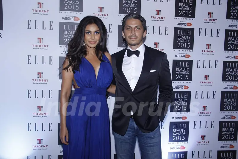 Lisa Ray with her husband at Elle Beauty Awards
