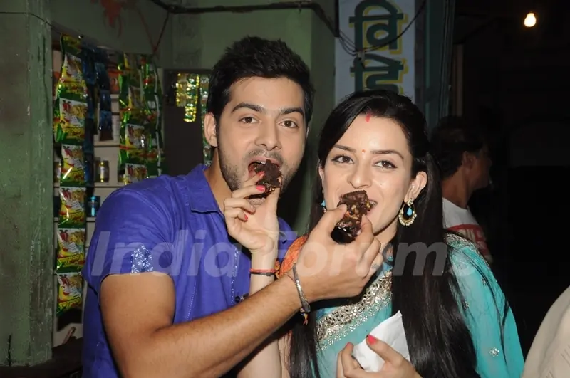 Karam Rajpal and Ekta Kaul at Celebration of Mere Angne Mein 100 episodes Completion