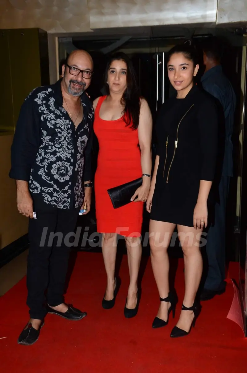 Premiere of Jazbaa