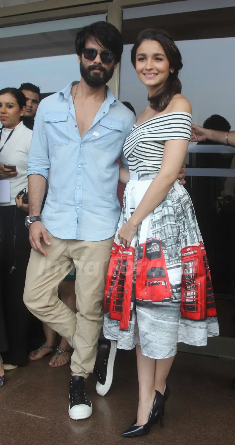 Alia Bhat  and Shahid Kapoor Promotes Shaandaar