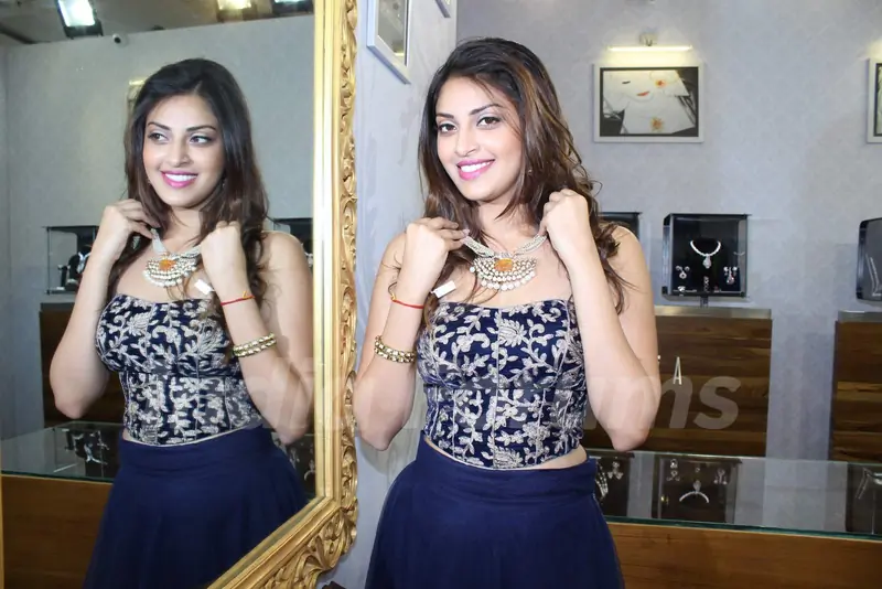 Anushka Rajan poses for the media at Glitter 2015 Event