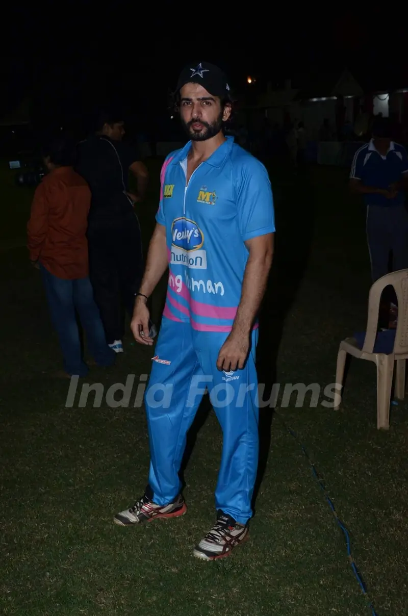 Jay Bhanushali at Mumbai Heroes Corporate Cricket Match