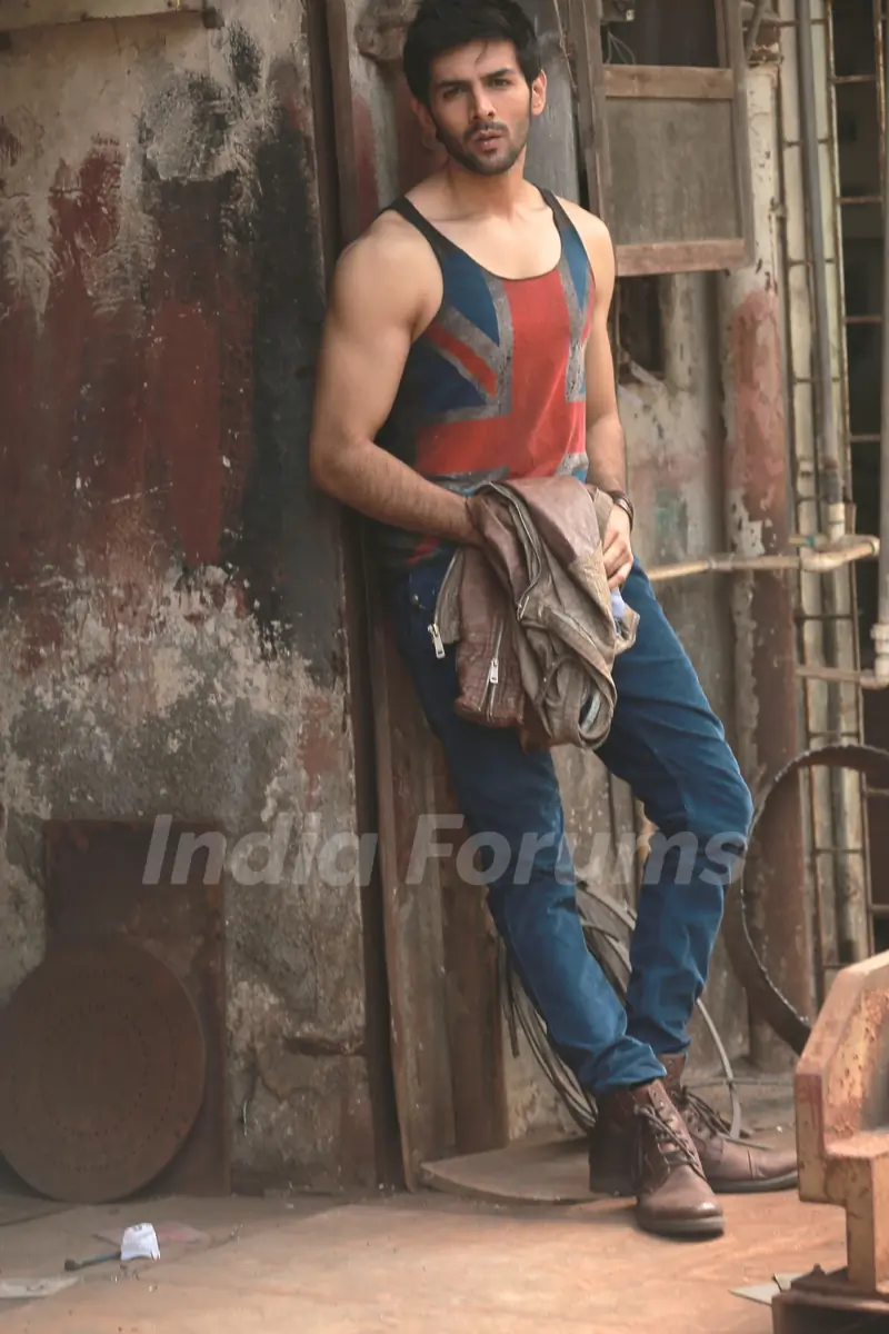 Kartik Aaryan