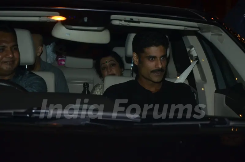 Sikander Kher and Kirron Kher at Big B's Diwali Bash