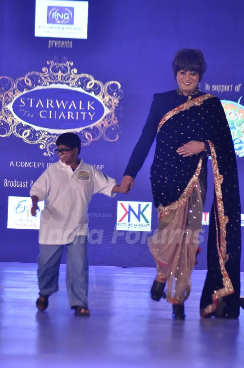 Rohit Verma at Manali Jagtap's Fashion Show