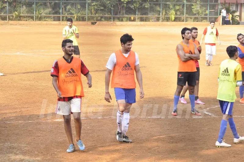 Sidharth Malhotra Snapped Playing a Friendly Soccer Match