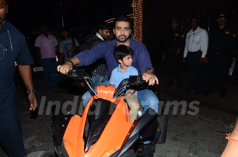 Raj Kundra with his Kid at Aaradhya Bachchan's Birthday Bash