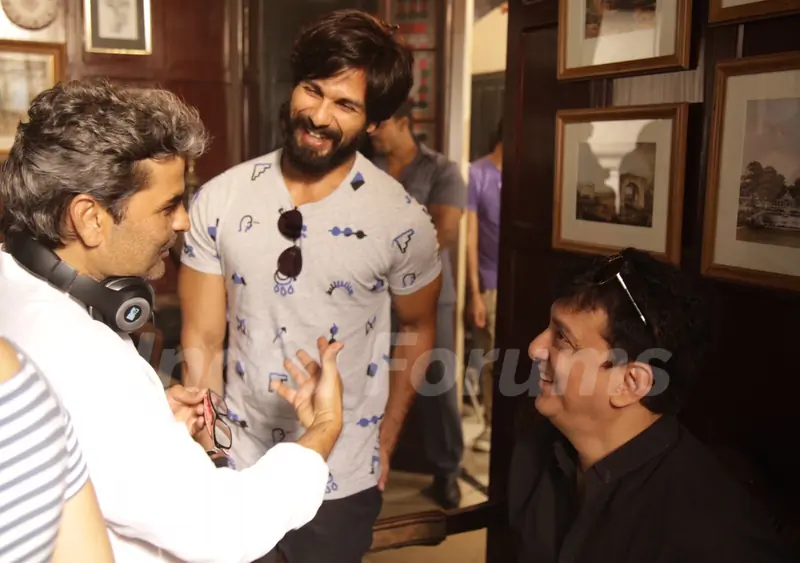 Shahid Kapoor, Vishal Bhardwaj and Sajid Nadiadwala Kick Starts Shooting of Rangoon