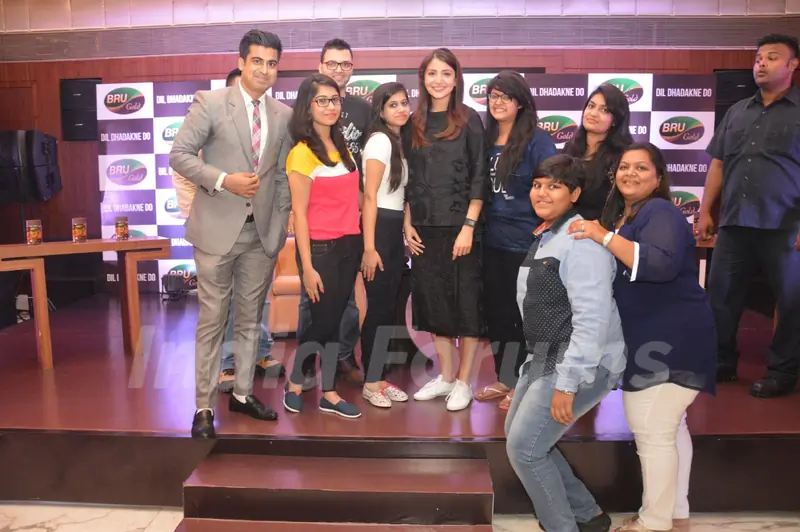 Anushka Sharma at a BRU Gold Event with Winners of Dil Dhadakne Do Contest