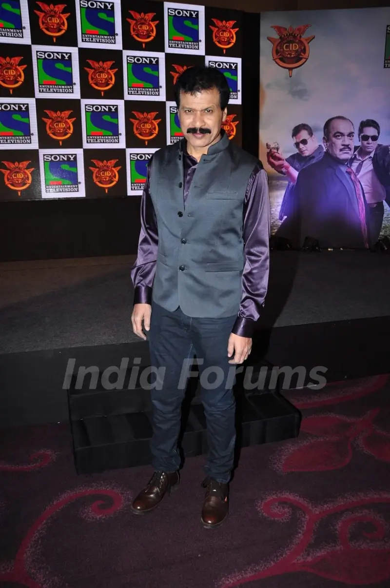 Dinesh Phadnis at CID Bash
