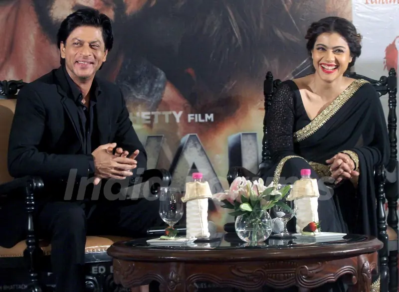 Shah Rukh Khan and Kajol for Promotions of 'Dilwale' at Kolkata
