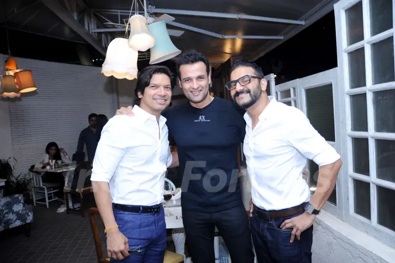 Shaan and Rohit Roy Snapped at 'Fable' Restaurant