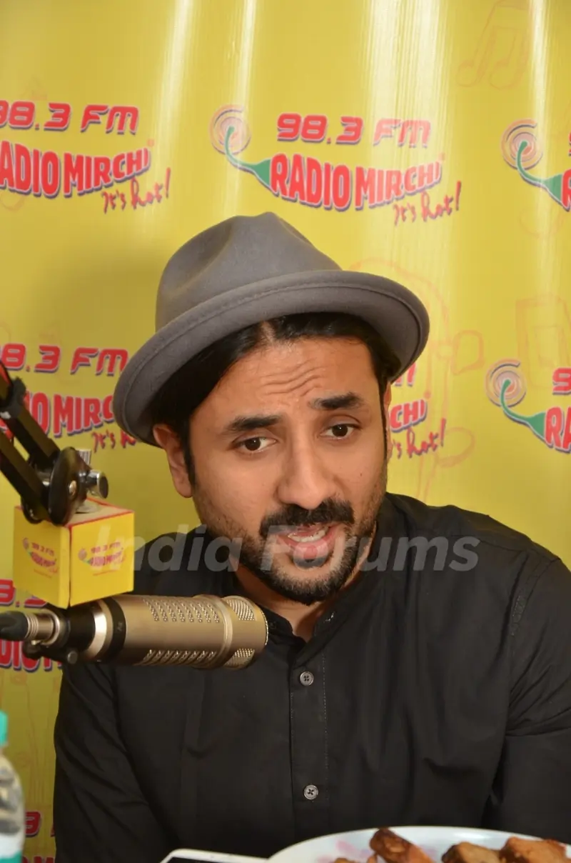 Vir Das Goes Live on Radio Mirchi for Promotions of Mastizaade