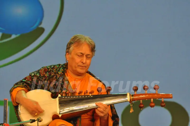 Ustaad Amjad Ali Khan at NDTV Cleanathon