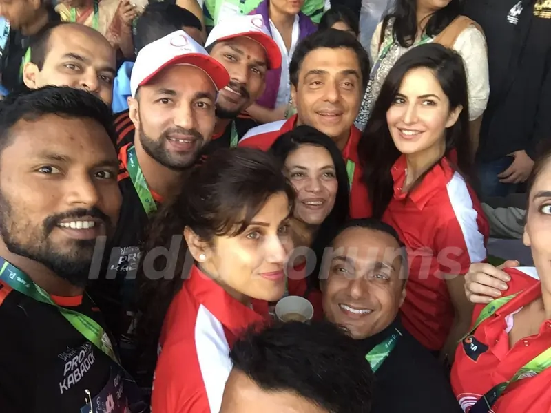 U Mumba’s Dream Run for Swades at Mumbai Marathon