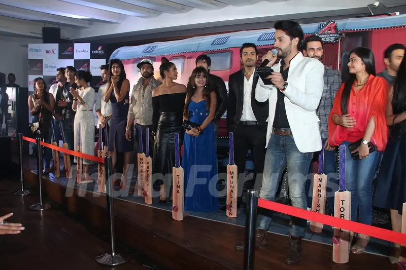 Group Picture of Ahmedabad Express Team at Launch of BCL