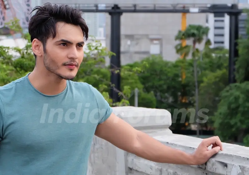Ravi Bhatia