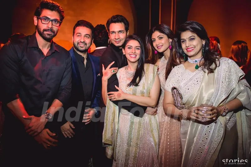 Rana Daggubati, Raj Kundra and Shilpa Shetty Poses with Asin & Rahul Sharma at Wedding Reception
