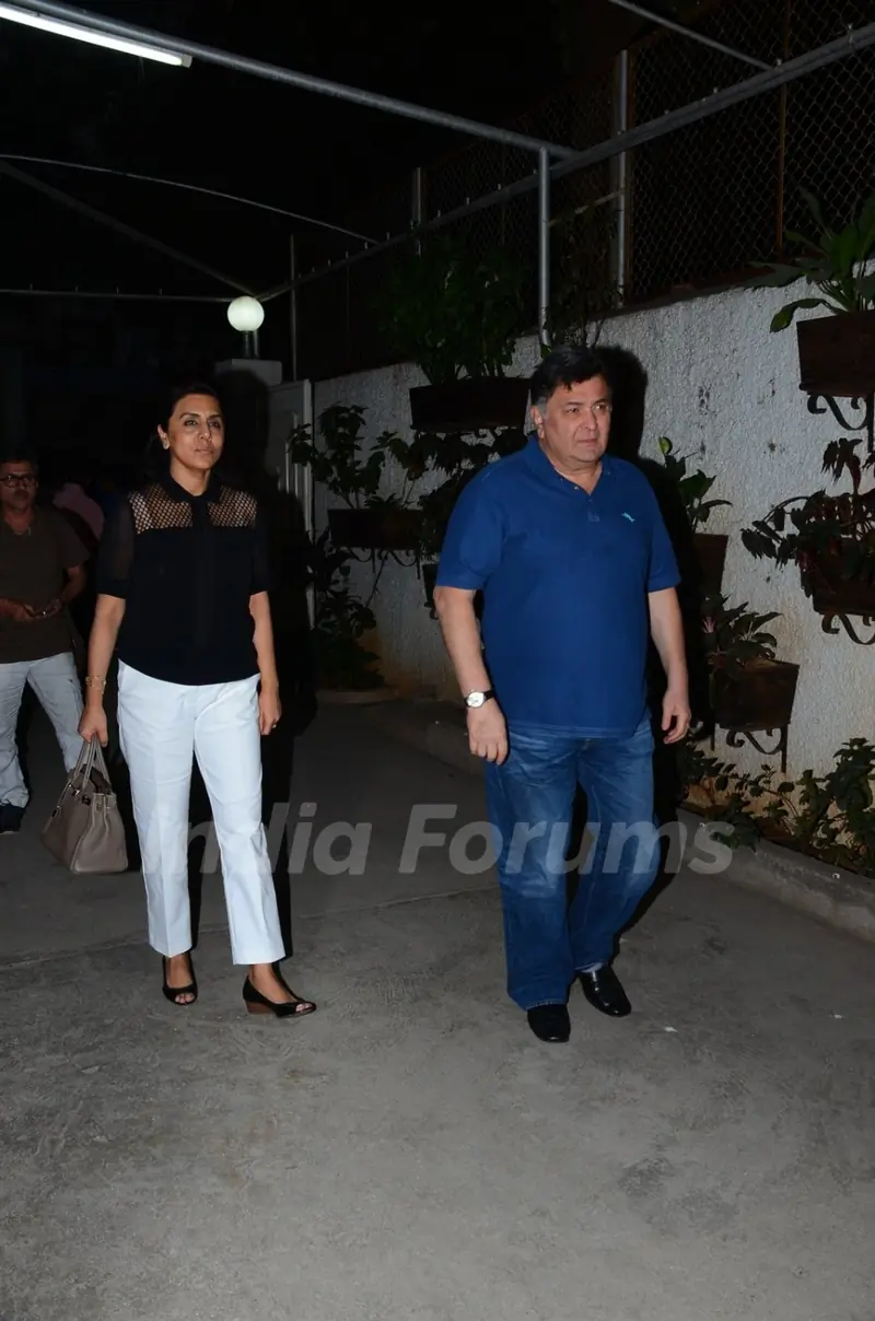 Rishi Kapoor and Neetu Singh at Special Screening of 'Saala Khadoos'
