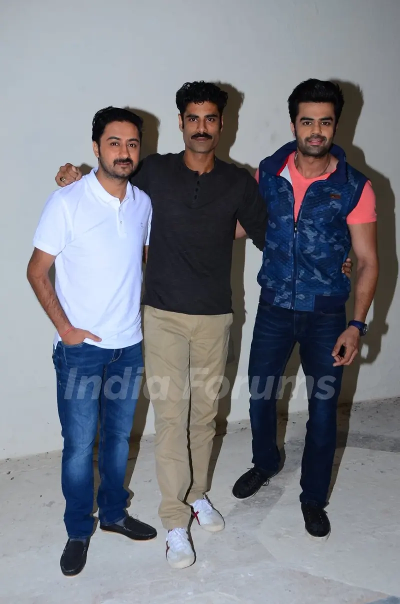 Pradhuman Singh, Sikander Kher and Manish Paul Snapped at Mehboob Studio