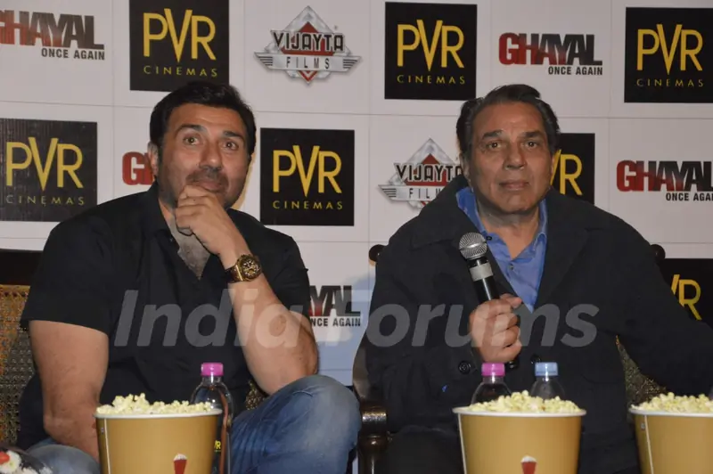 Sunny Deol and Dharmendra at Promotions of Ghayal Once Again in Delhi