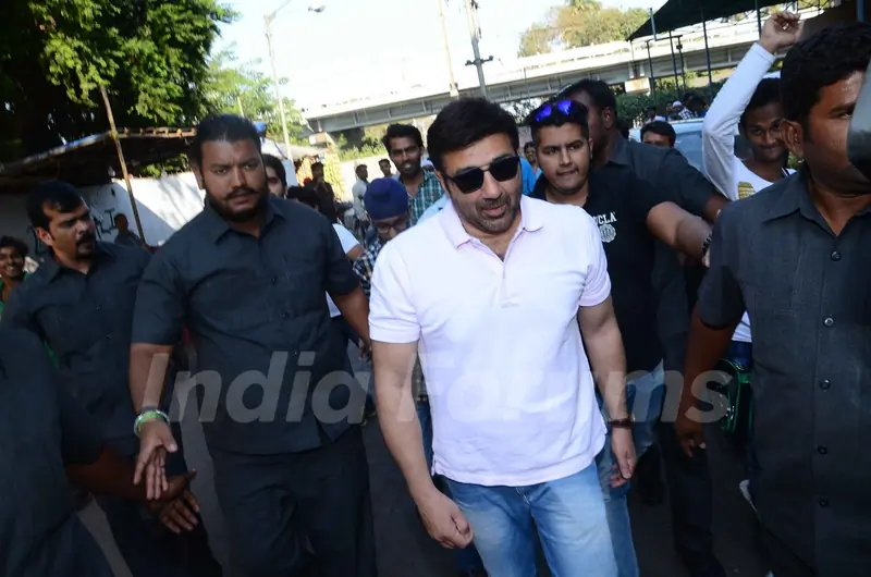 Sunny Deol Visited Gaiety Galaxy Cinema, Mumbai