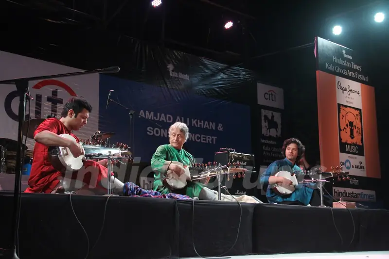 Amjad Ali Khan and Sons Amaan Ali and Ayaan Ali Performs at Inauguration of Kala Ghoda Festival '16