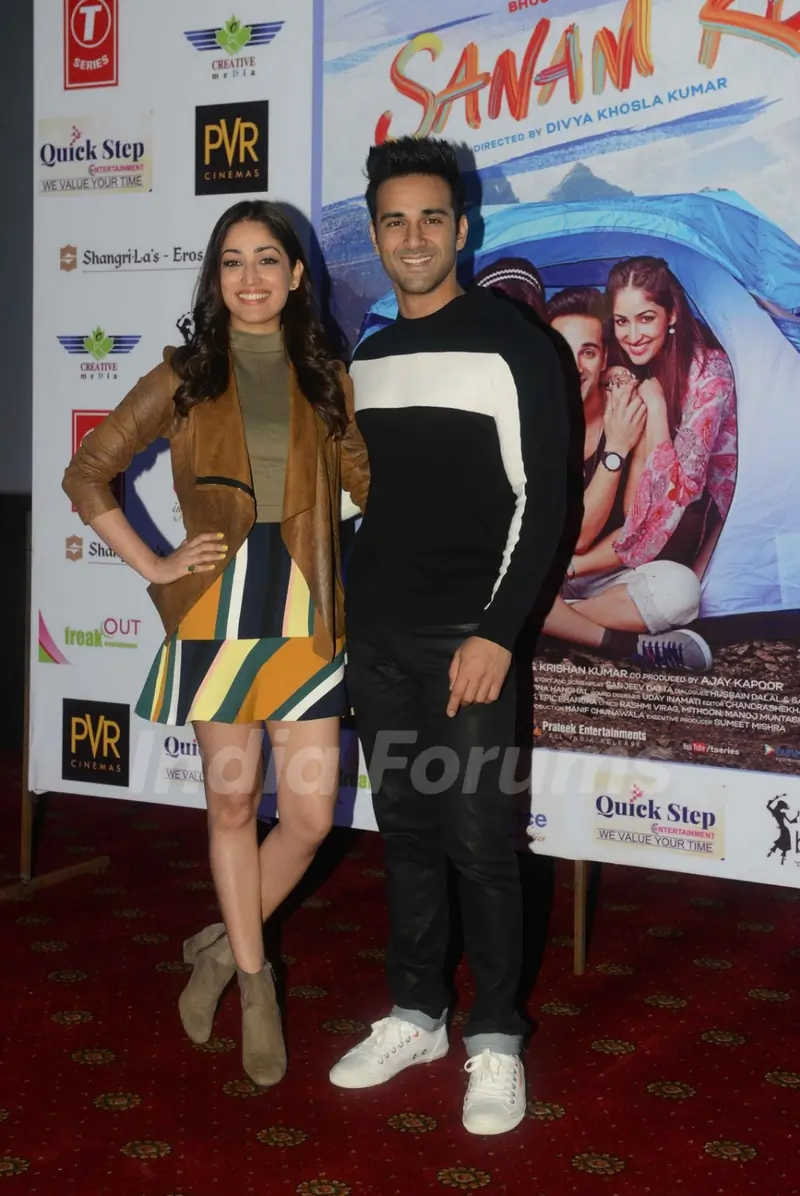Pulkit Samrat and Yami Gautam at Promotions of 'Sanam Re' in Delhi