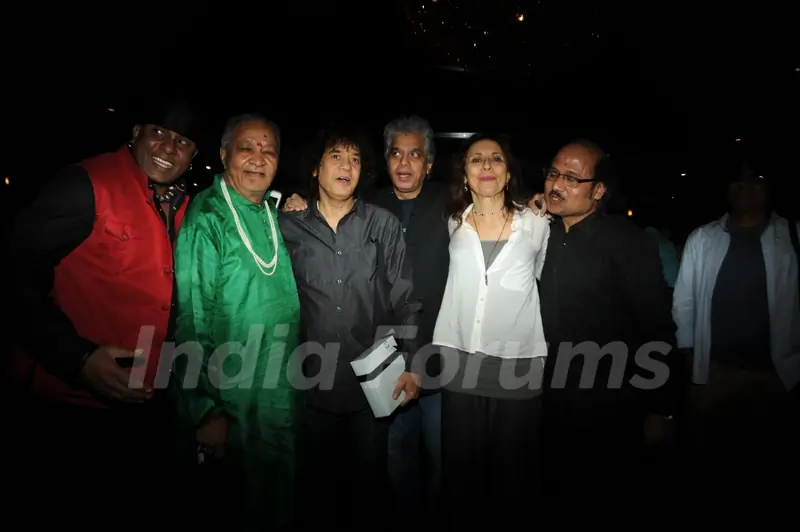 Sivamani , Pandit HariPrasad Chauraia , Ustad Zakir Hussain, Fazal Qureshi , Zakir Hussain