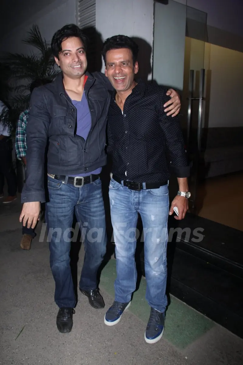 Manoj Bajpayee at Special Screening of 'Aligarh'
