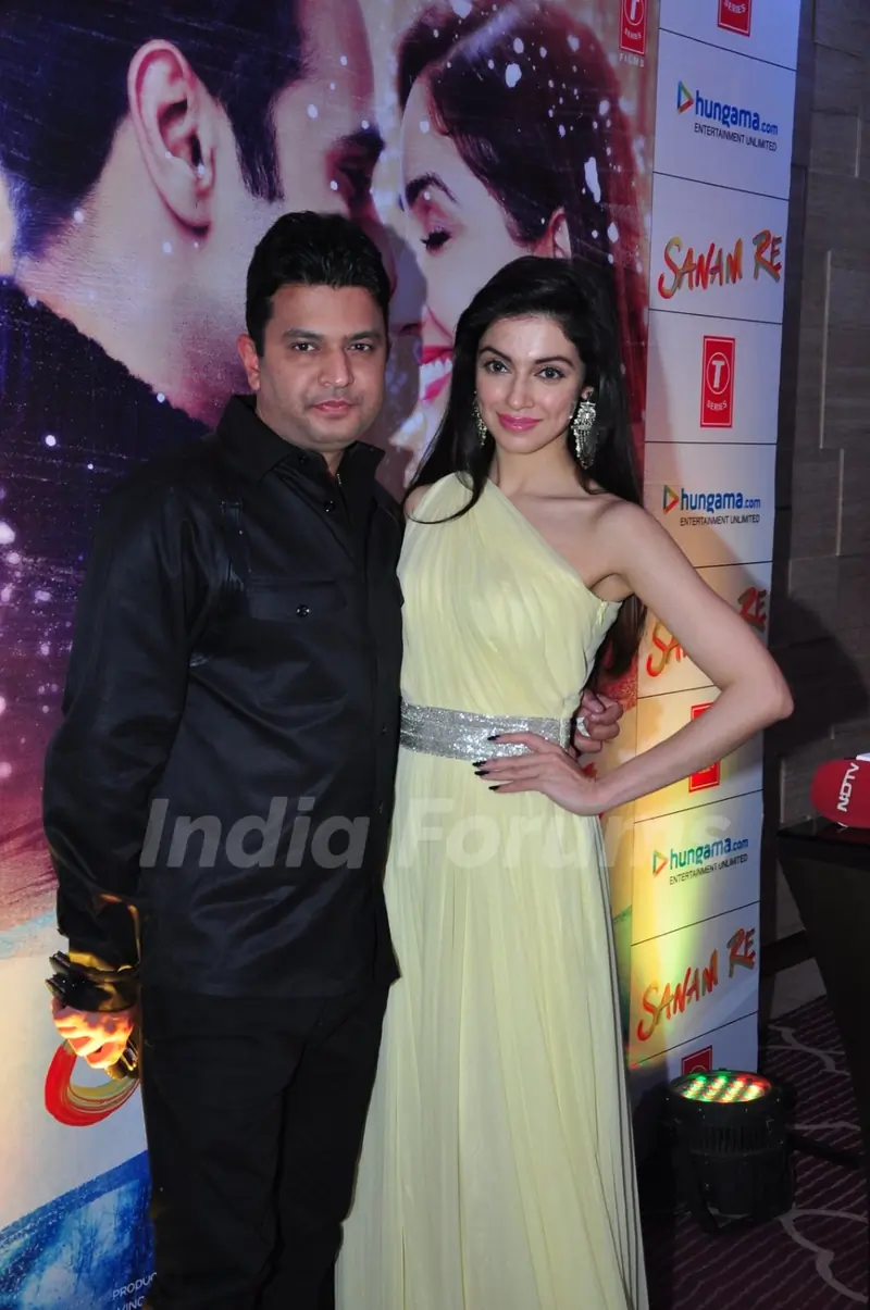 Bhushan Kumar and Divya Khosla Kumar at Success Bash of Sanam Re