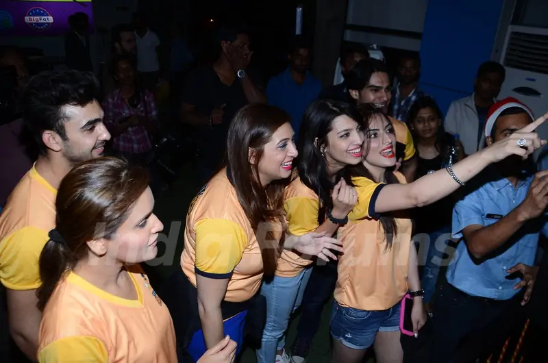 Sunny Leone and BCL's Chennai Swaggers at Smaash