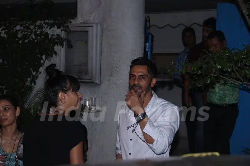 Arjun Rampal Snapped with Models from his Ramp days at Olive in Bandra