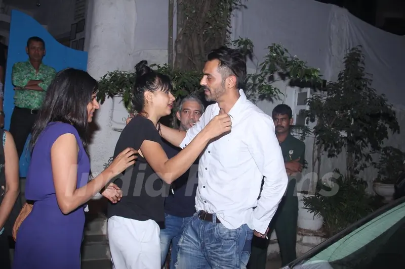 Arjun Rampal Snapped with Models from his Ramp days at Olive in Bandra