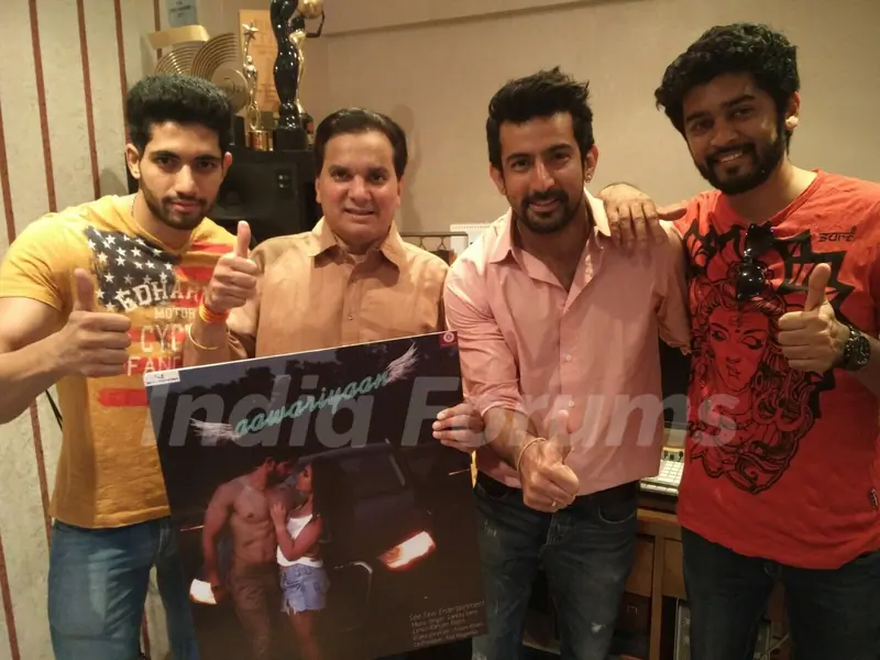 Lalit Pandit at Actor turned Director Aslam Khan's single 'Aawariyaan'