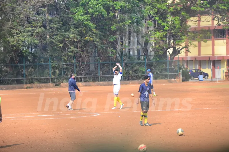 Abhishek Bachchan Practices Soccer!